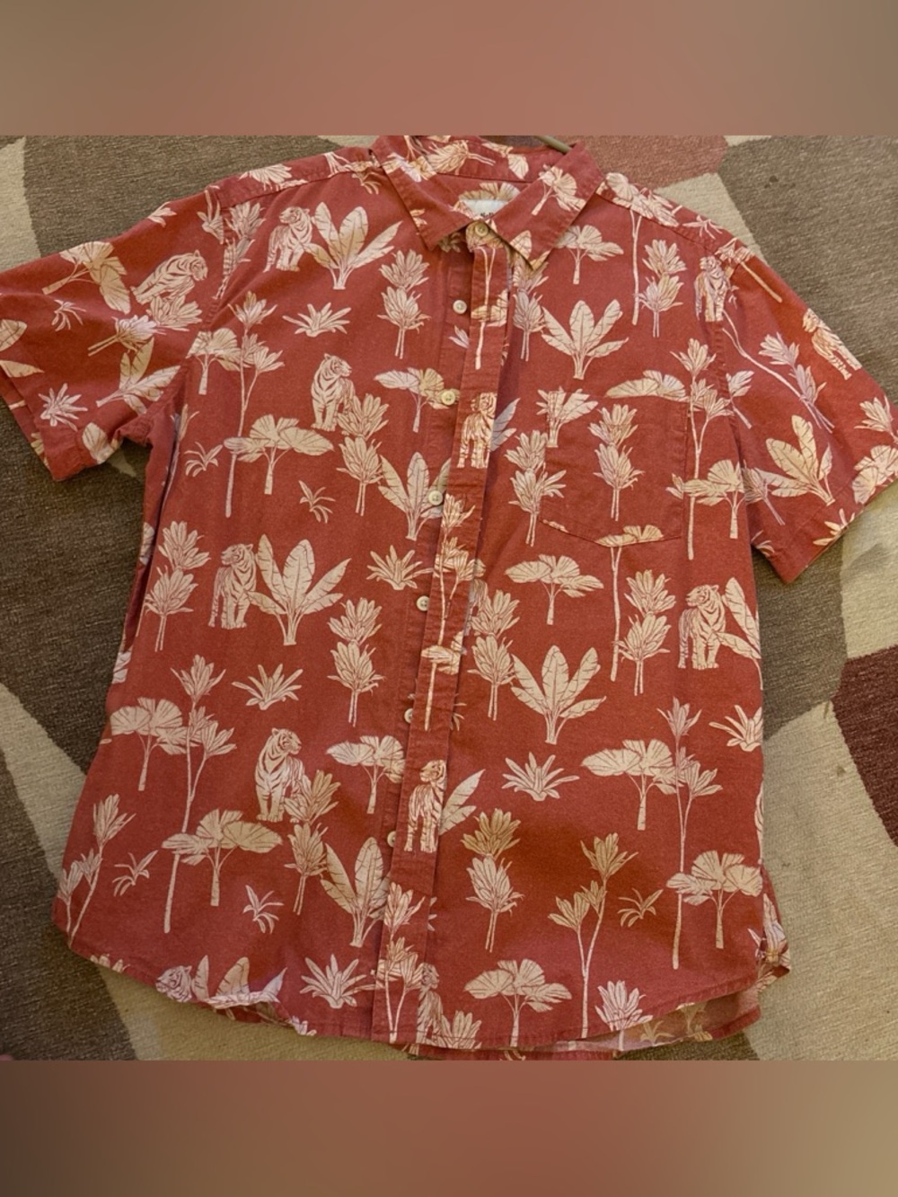 Men's Red Tropical Print Short-Sleeve Shirt